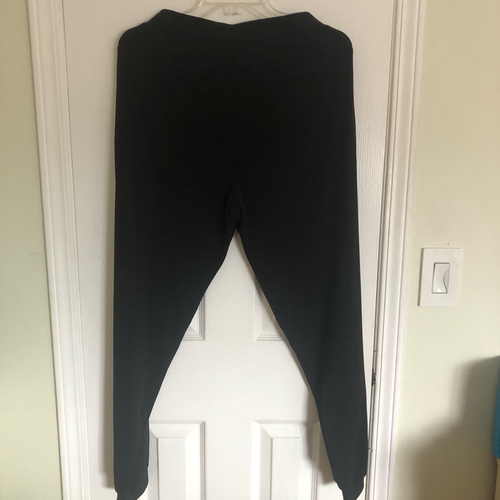 Joggers - Picture 2 of 5